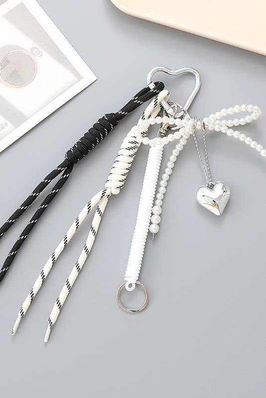 SPORTY CORD PEARL BOW HEART BAG CHARM KEY CHAIN | 40KC159