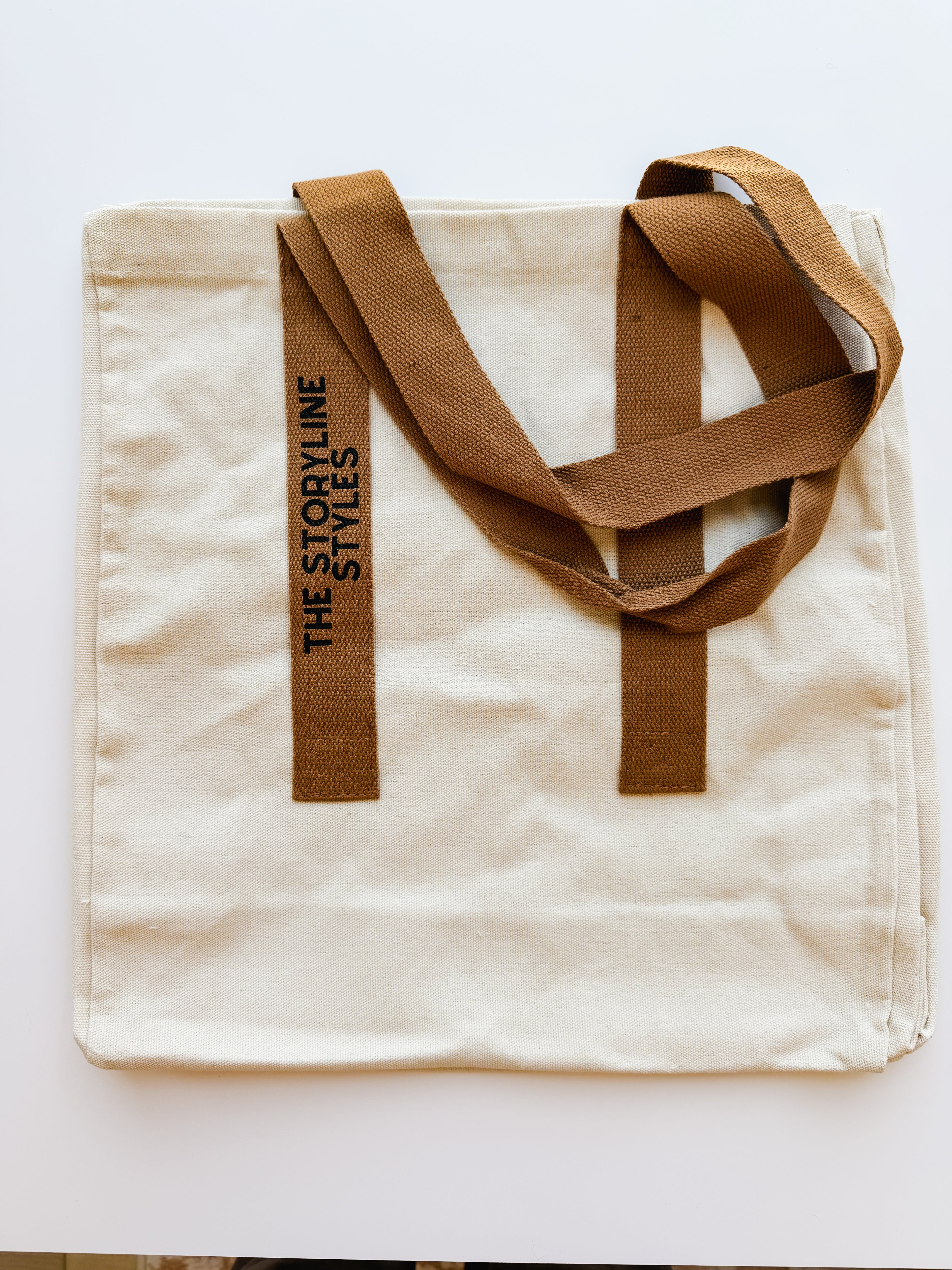 Pin & Carry Signature Tote Bag (Brown)