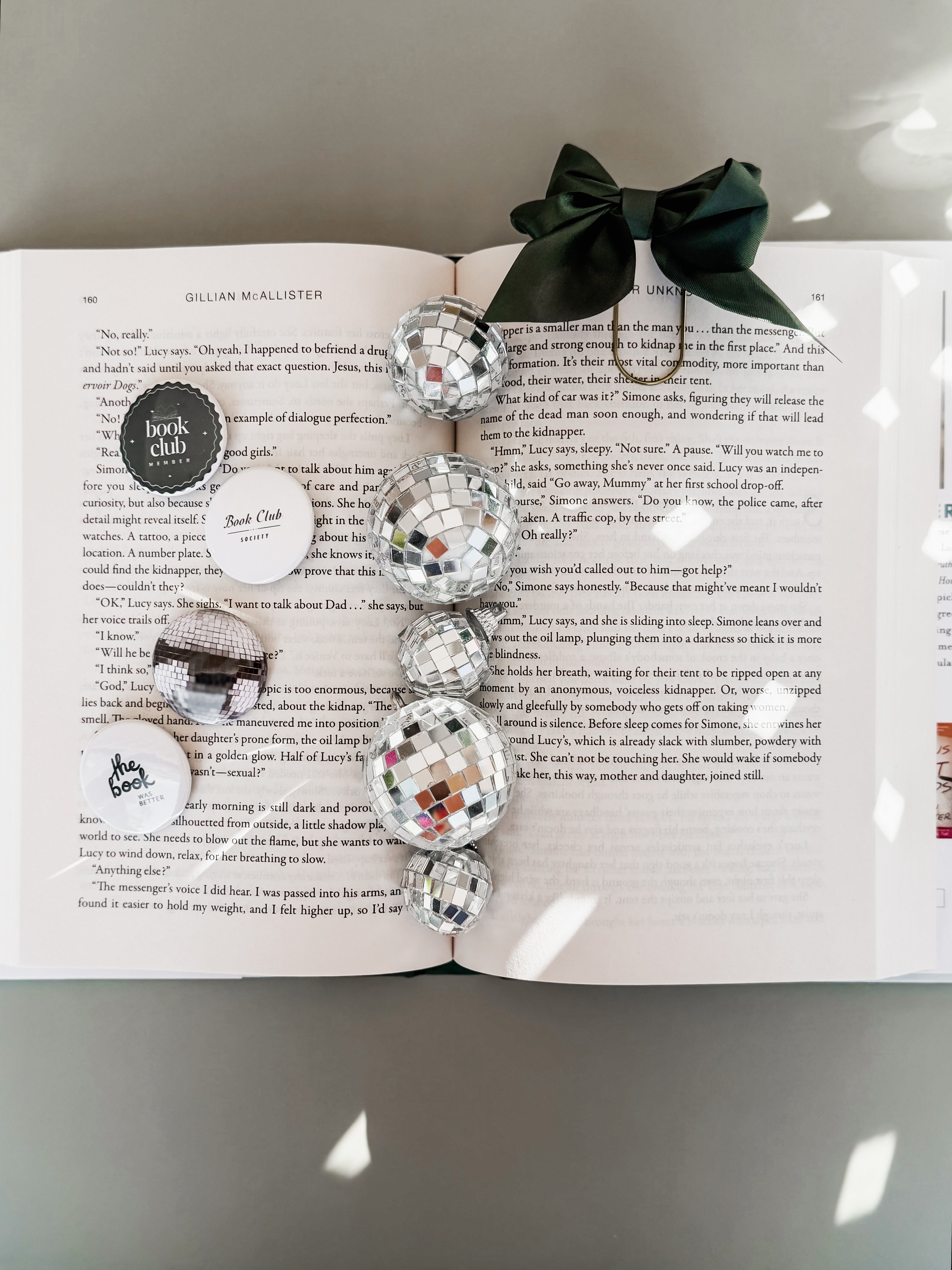 Exclusive Bow Bookmark