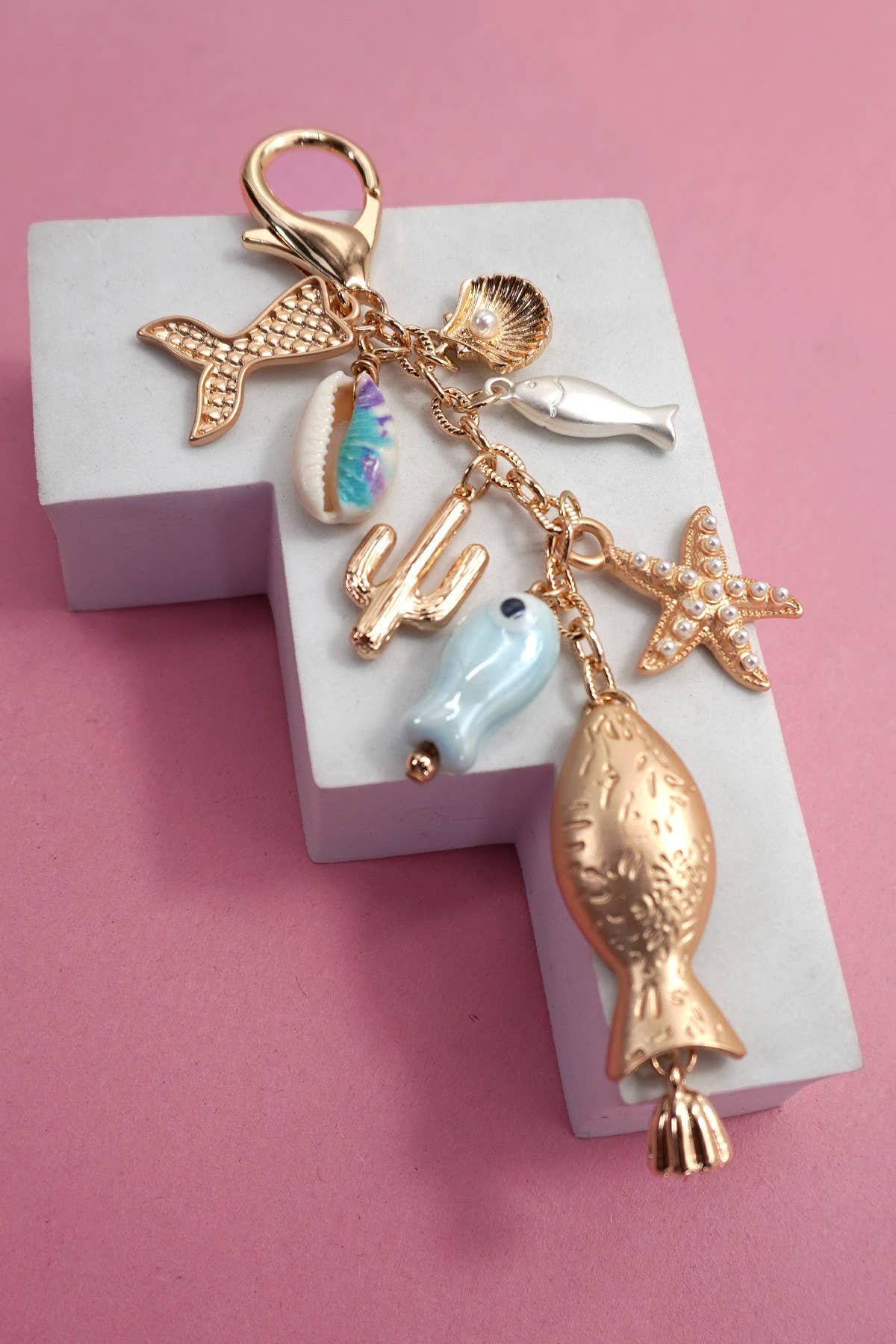 BAG CHARM-SEA LIFE PORCELAIN FISH STAR FISH FIN | 80K060