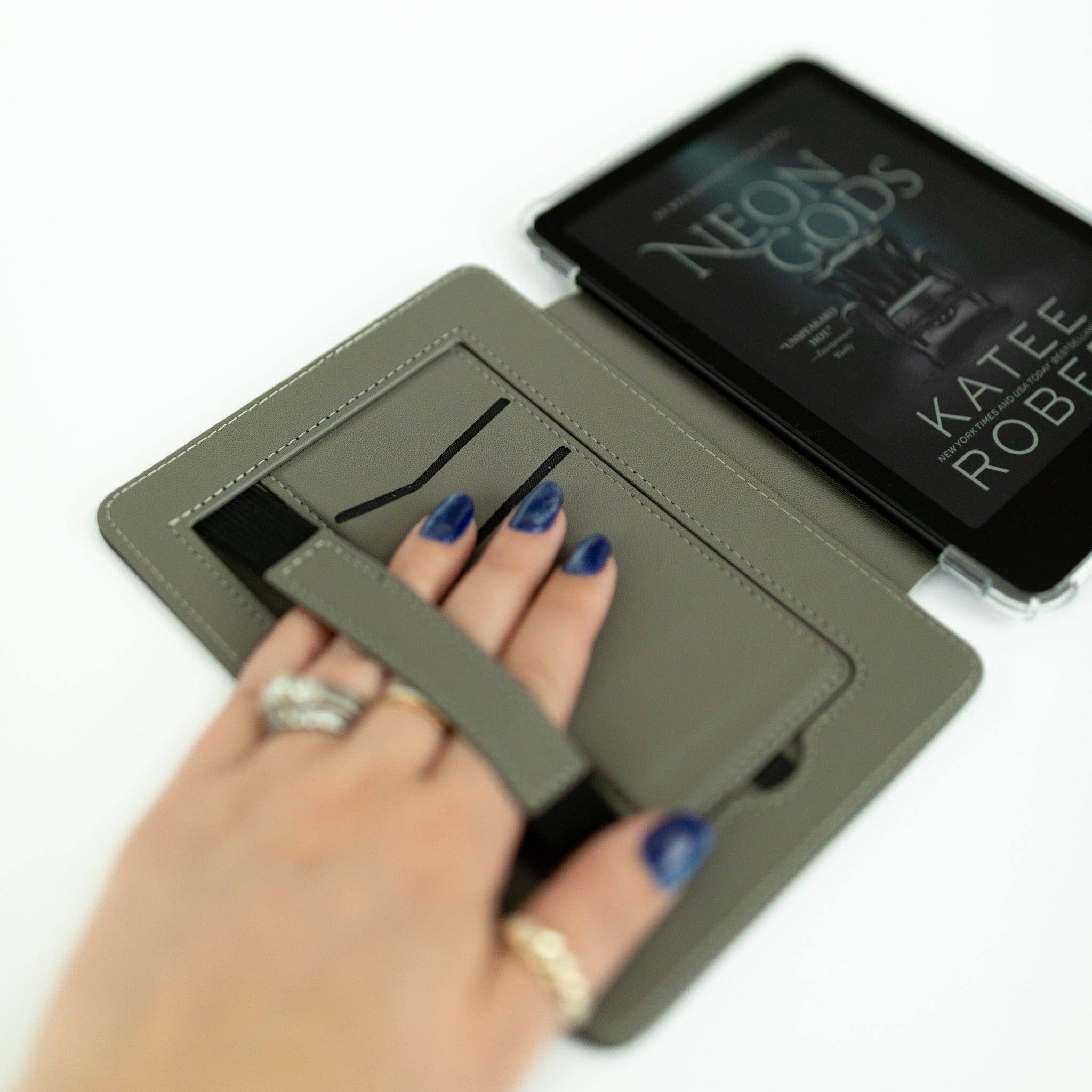 The Louie 12th Gen Kindle Cover